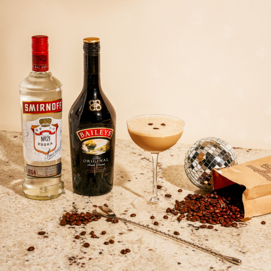 How to Make an Espresso Martini Like a True Mixologist